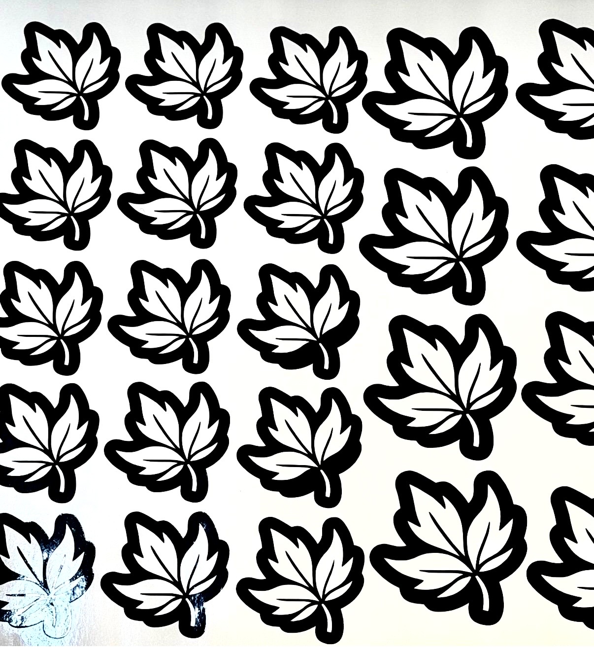 three leaves 